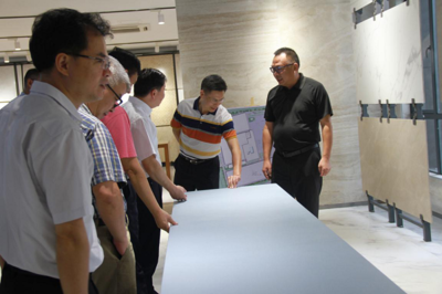 佛山市市长朱伟一行莅临三水金意陶调研座谈